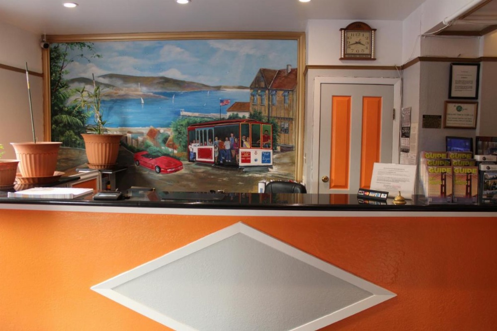 Layne Hotel Image 12